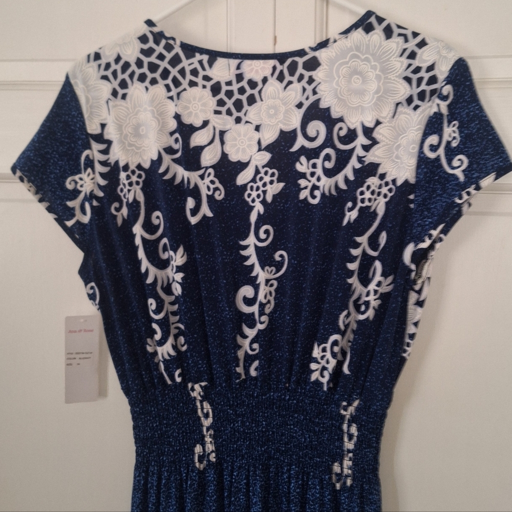 Ana & Rose short sleeved deep V neck maxi dress - NWT - Picture 5 of 7